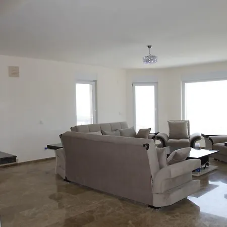 Donmez Villa Kargicak