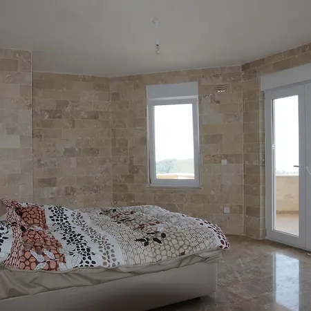 Donmez Villa *